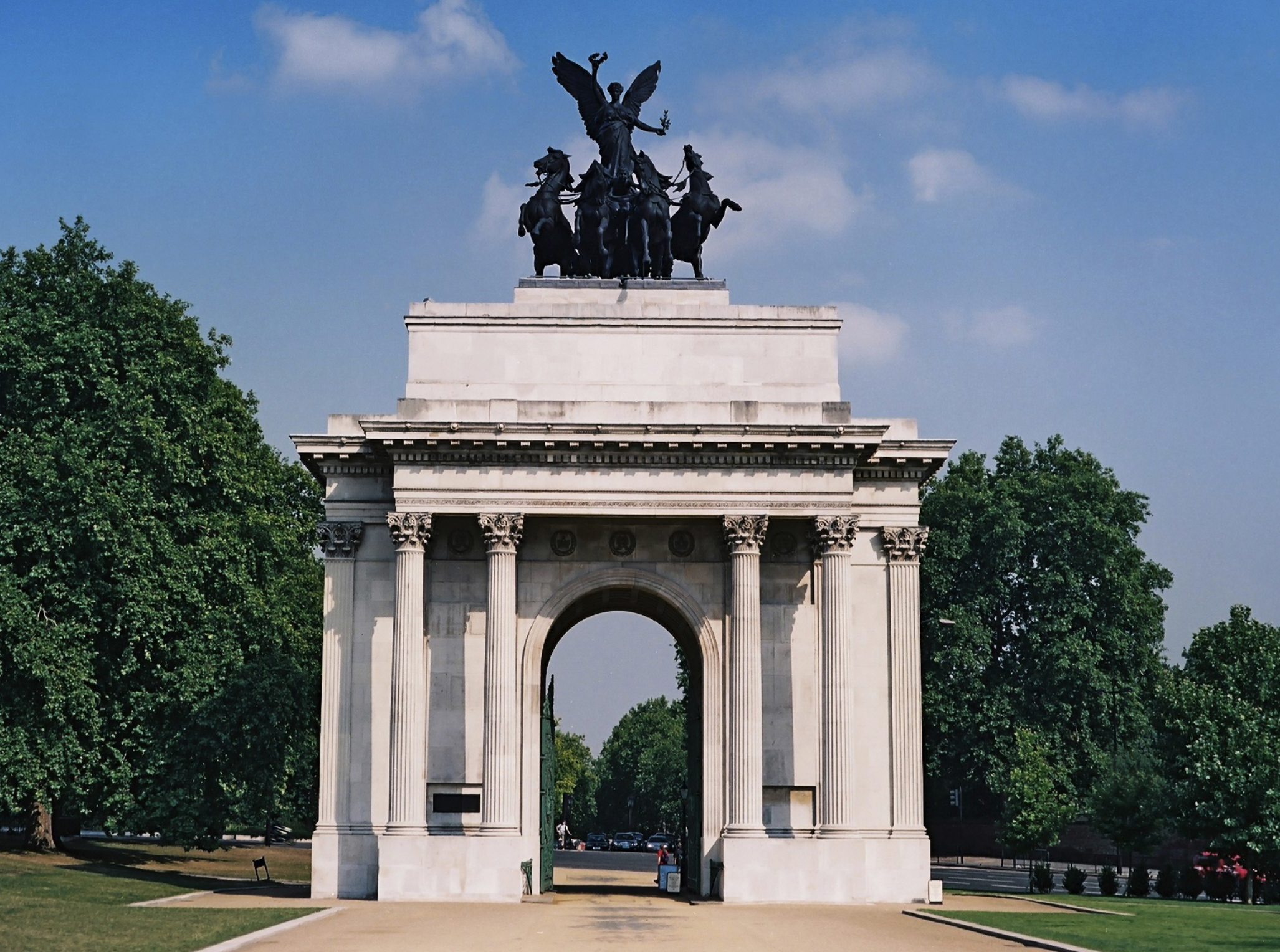 Wellington Arch - War Memorials Online